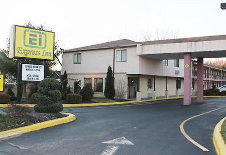Express Inn - Wall Farmingdale Zewnętrze zdjęcie